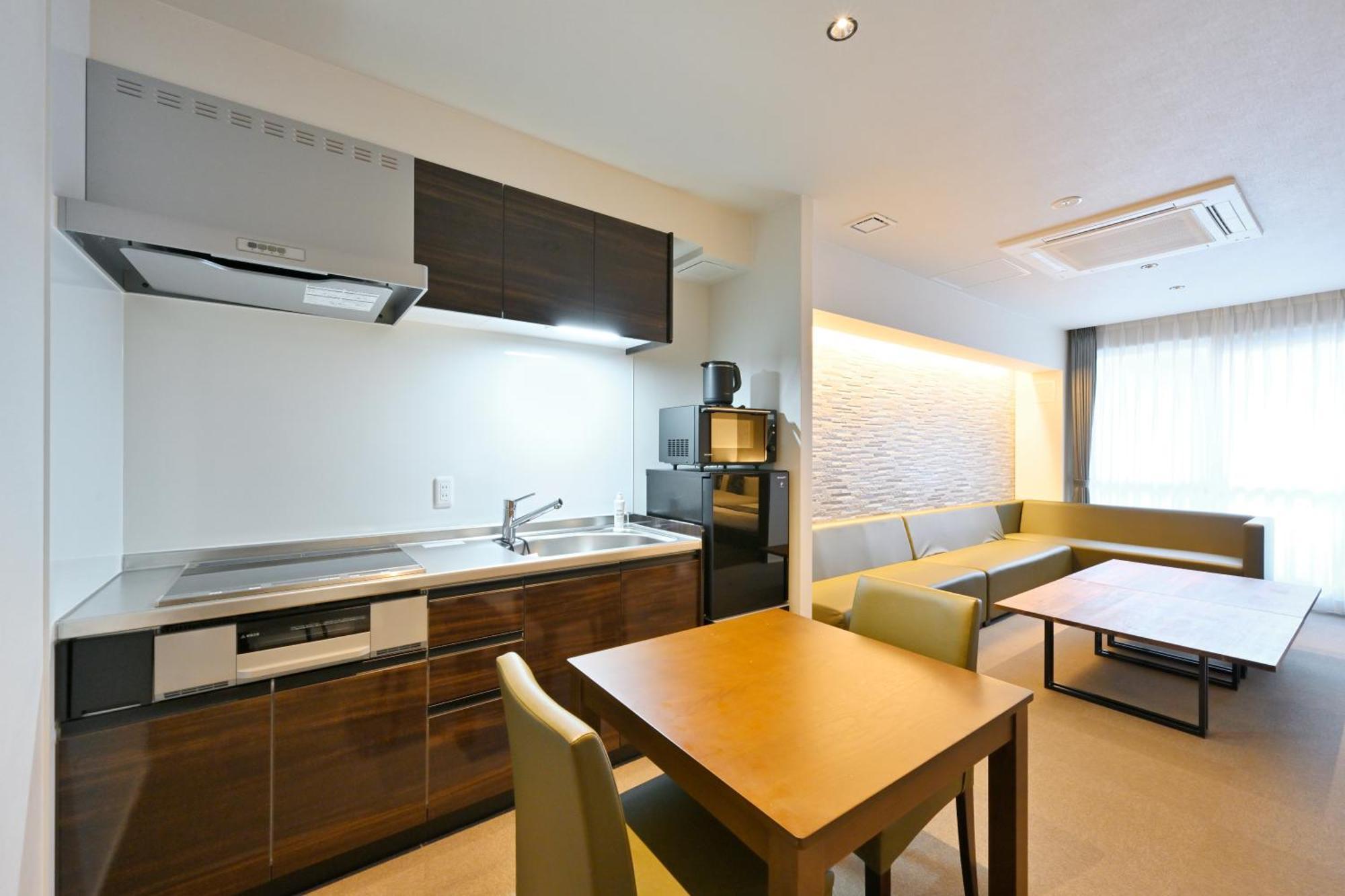 Grand Base Peace Memorial Park 公寓式飯店
